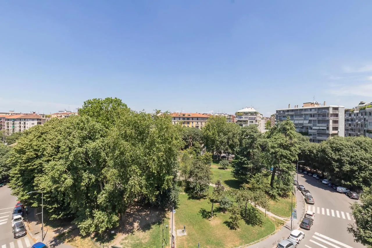 Big Apartment - Alcuino 7 Milan Italy